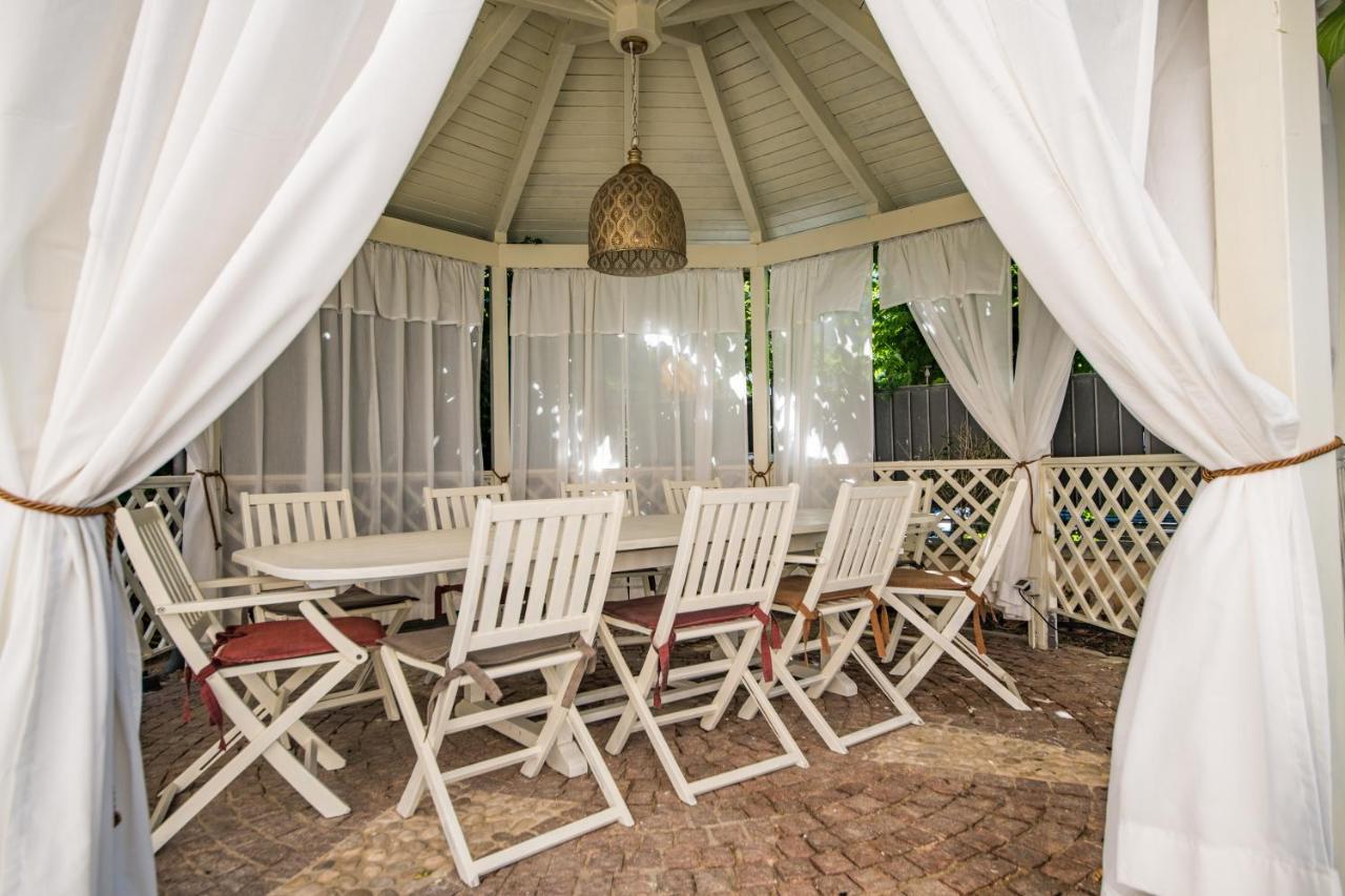 Villa Fiorita Католика Екстериор снимка