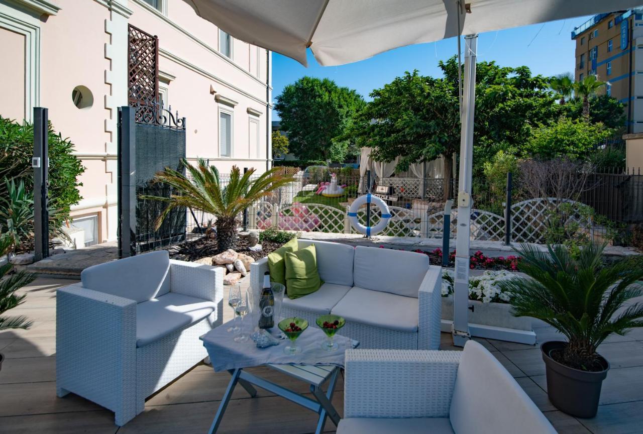 Villa Fiorita Католика Екстериор снимка