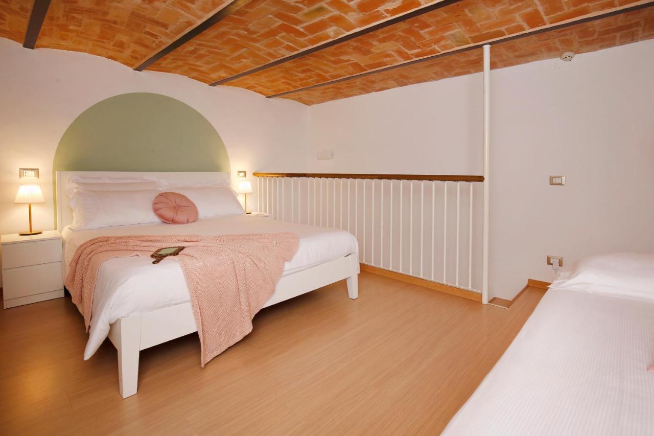 Villa Fiorita Католика Екстериор снимка